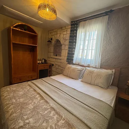 Sevilay Hanim * Çeşme