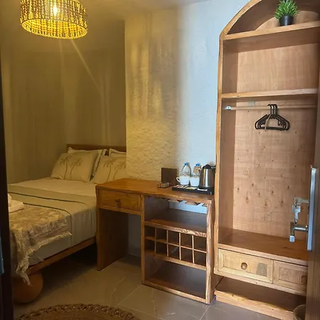 Sevilay Hanim * Çeşme