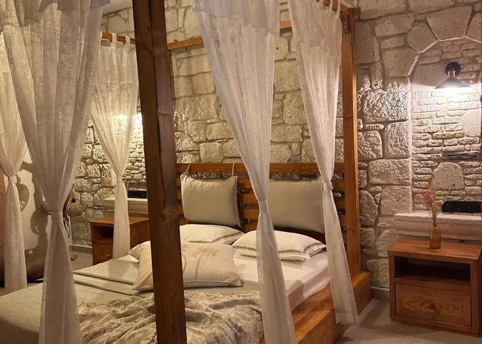 Sevilay Hanim * Çeşme